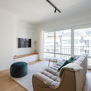 https://luxurious-apartment-next-to-the-sea-and-city-centre.hotelsghent.com